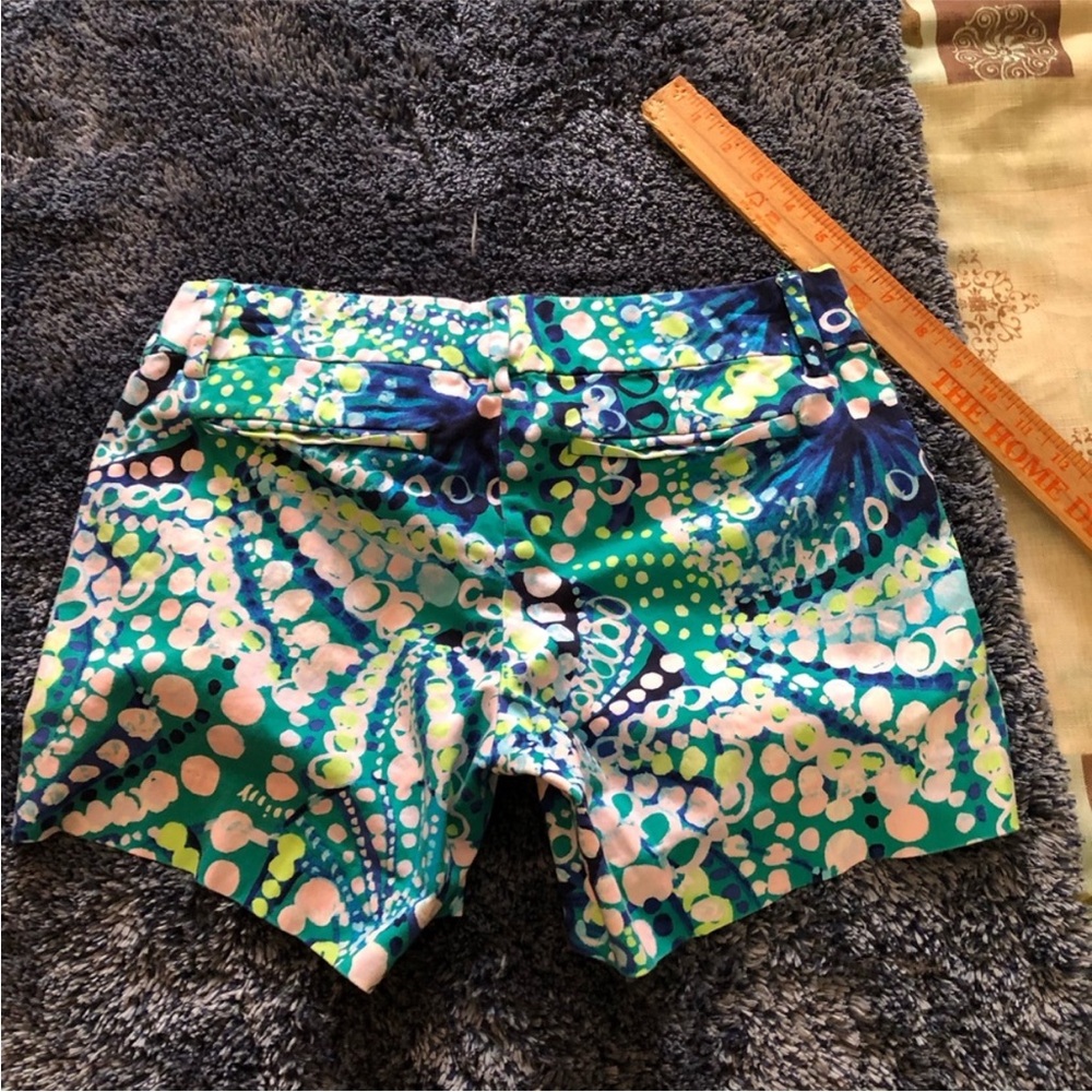 Lilly  Pulitzer Blue and Green Women's Shorts - Picture 8 of 8